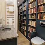 Cia Marais - Old Bookshop Style